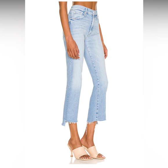 MOTHER The Insider Crop Step Fray Jeans - Picture 3 of 13